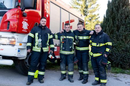 PREDAJA GASILSKEGA VOZILA PGD ZAGORJE 13.3.2024 - Valter Leban-0546